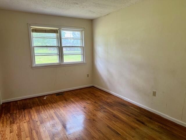 2350 Belleville Road Photo 13