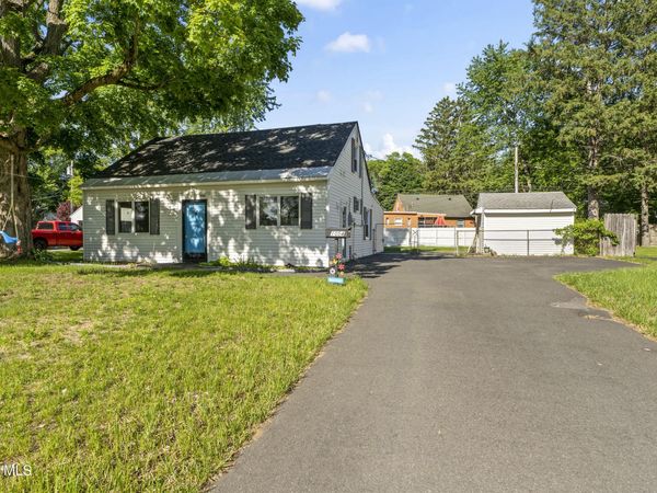 1054 Outer Drive, Schenectady, NY 12303