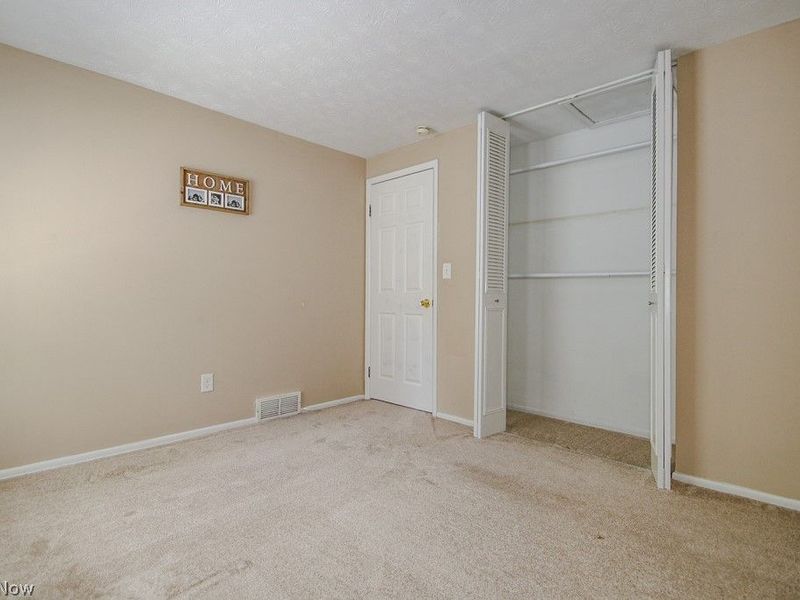 10015 Windjammer Trail, Aurora, OH 44202 Photo 17