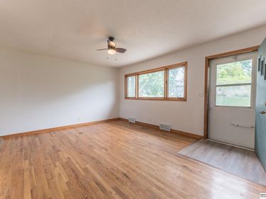 7602 S 35th Street, Bellevue, NE 68147