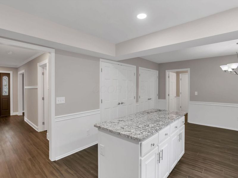 7048 Fitzgerald Road, Dublin, OH 43017 Photo 18