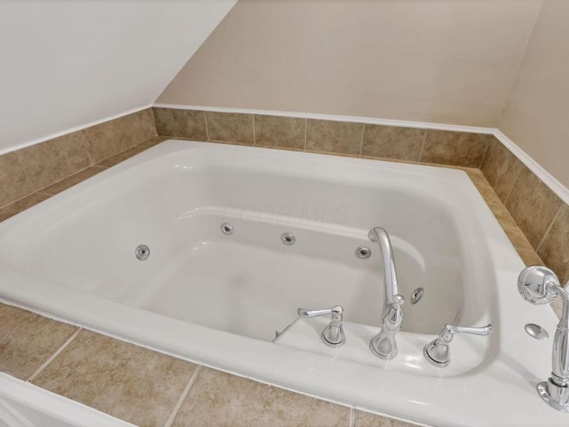 7048 Fitzgerald Road, Dublin, OH 43017 Photo 46