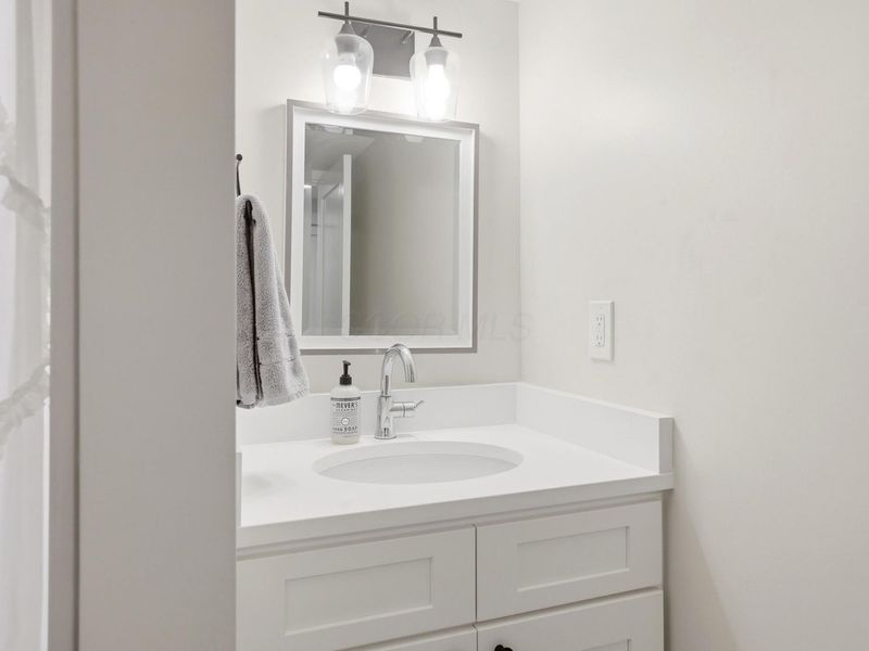 2180 Jervis Road, Columbus, OH 43221 Photo 45