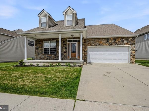 111 ROSEMARY COURT , BEAR, DE 19701