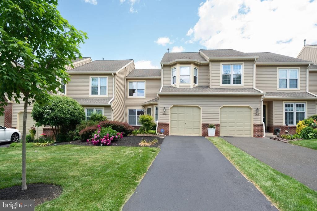 182 Pinecrest Lane, Lansdale, PA 19446 Main Photo