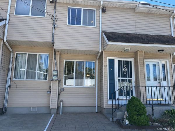 52 Houston Lane, Staten Island, NY 10302