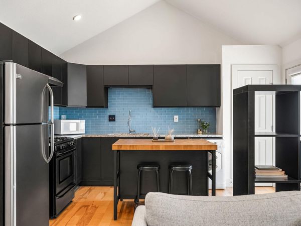 1307 E 52nd ST , Unit 4, Austin, TX 78723