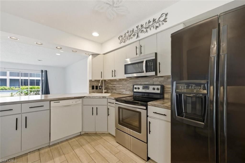 25500 Cockleshell Dr, Unit 503, Bonita Springs, FL 34135 Photo