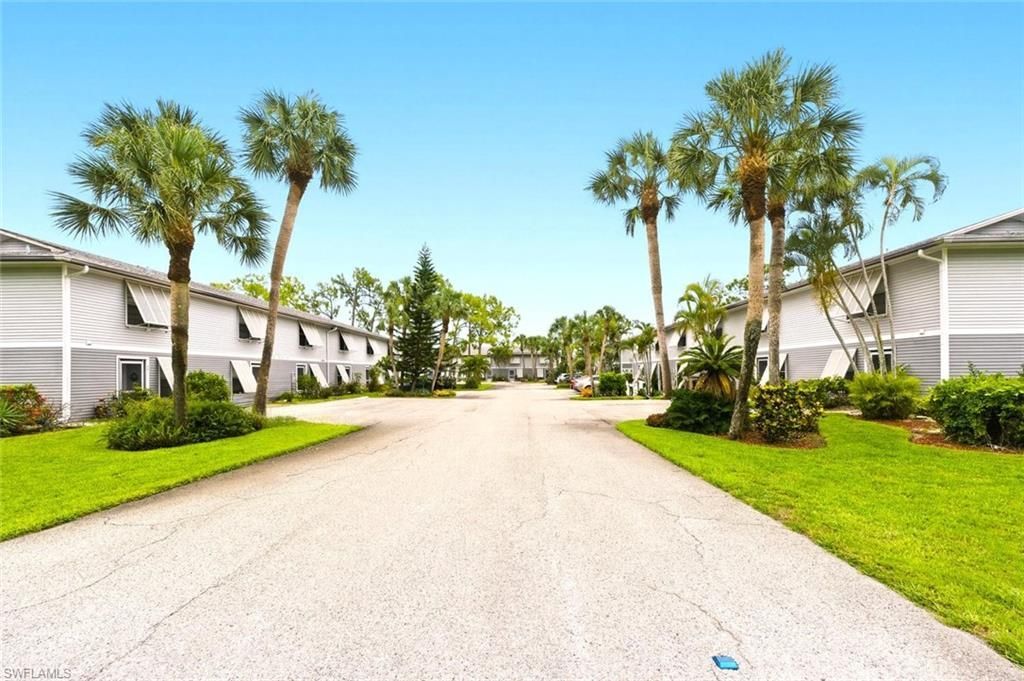 25500 Cockleshell Dr, Unit 503, Bonita Springs, FL 34135 Photo