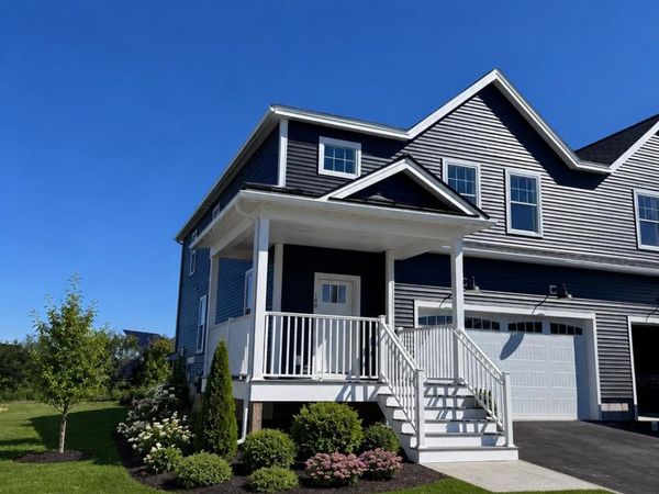149 Aurora Road, South Burlington, VT 05403