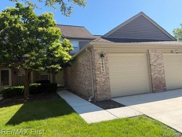 3865 Hunters Way Court , CANTON, MI 48188