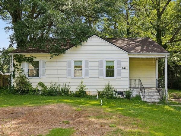 1921 Clearwater Drive SE, Marietta, GA 30067