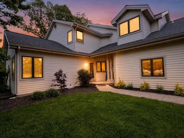 942 S PARK AVENUE, Fond Du Lac, WI 54935