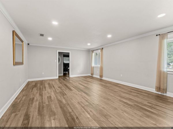 1088 Sinclair Dr, Baton Rouge, LA 70815