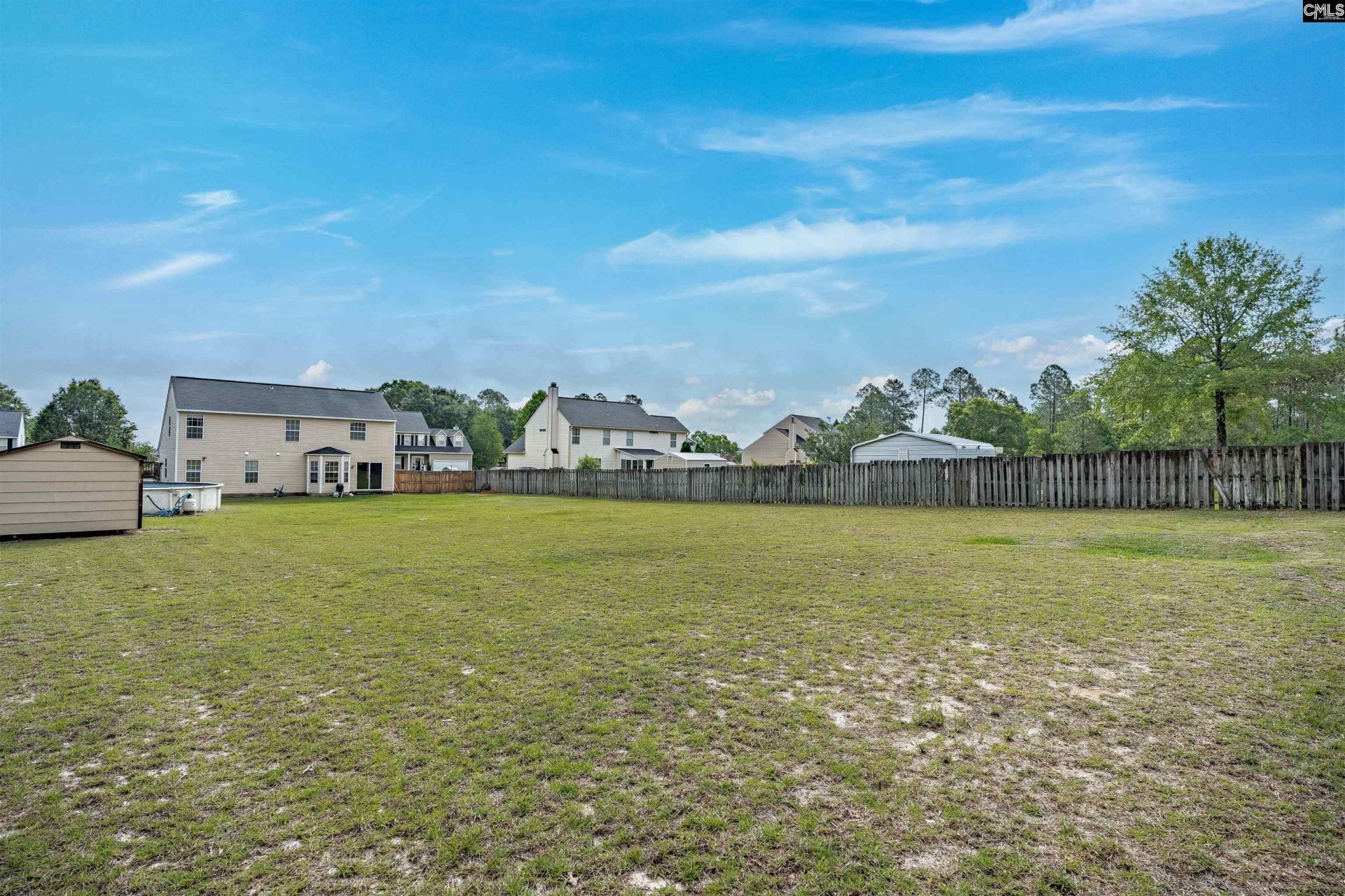 148 Woodcote Drive  Photo 32