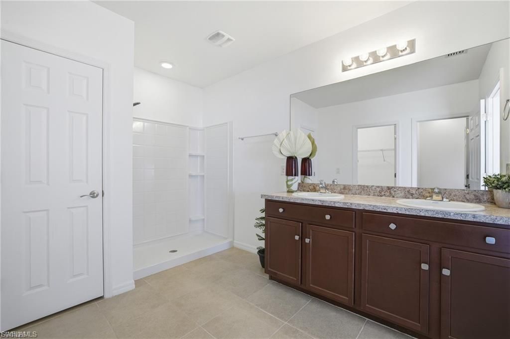 10884 Marble Brook Blvd, Lehigh Acres, FL 33936 Photo