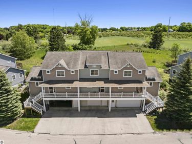 4924 Black Bear Drive, Traverse City, MI 49685