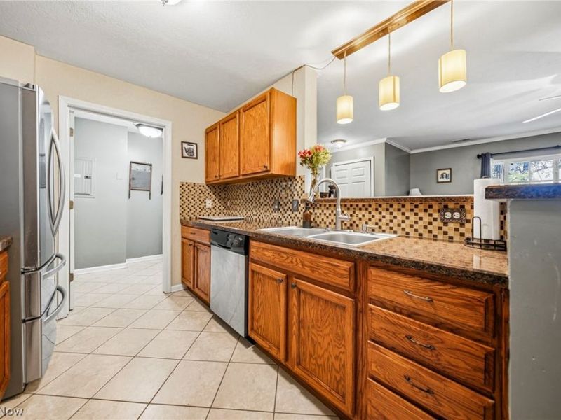 3371 Lenox Village, Unit 155, Fairlawn, OH 44333 Photo 18