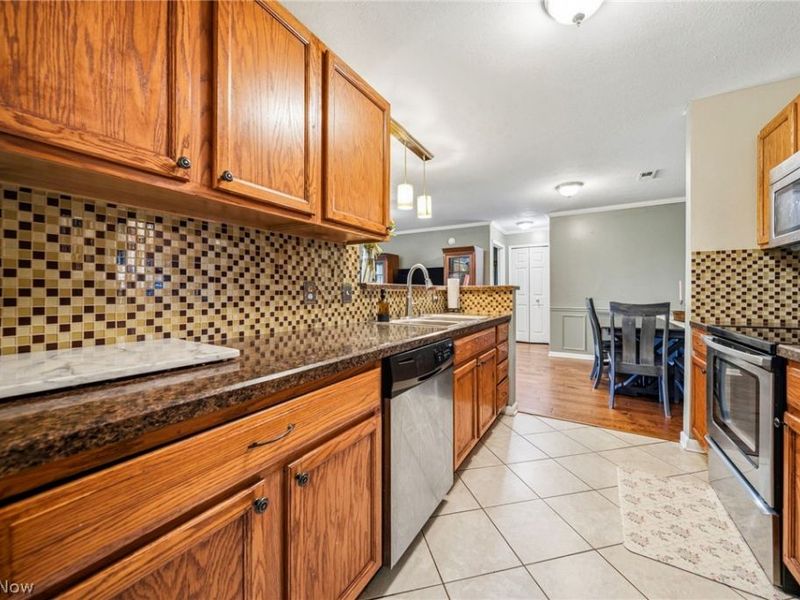 3371 Lenox Village, Unit 155, Fairlawn, OH 44333 Photo 20