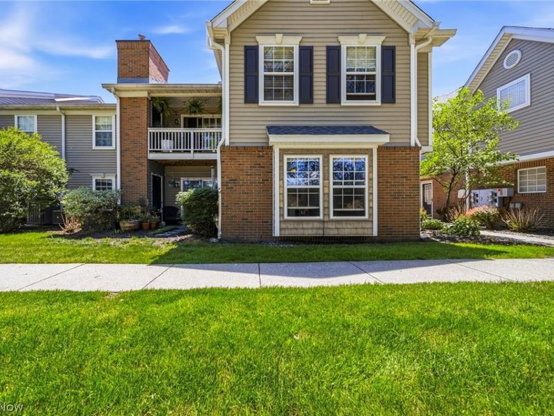 3371 Lenox Village, Unit 155, Fairlawn, OH 44333 Photo 9