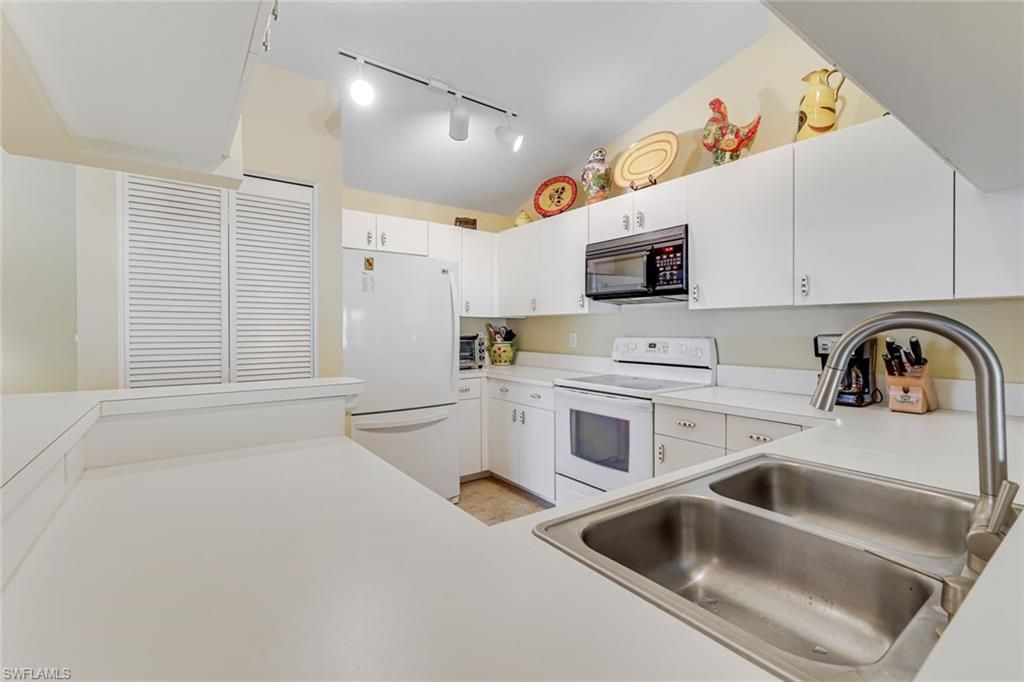 4181 Lake Forest Dr, Unit 1522, Bonita Springs, FL 34134 Photo