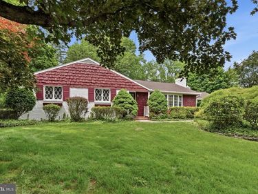 148 WHARTON LANE, BETHLEHEM, PA 18017