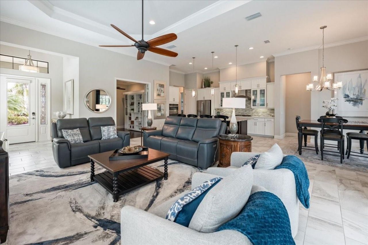 15406 Castle Park Terrace, Bradenton, FL 34202 Photo