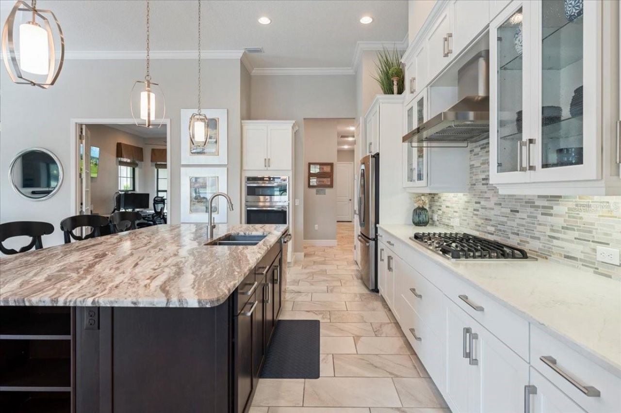 15406 Castle Park Terrace, Bradenton, FL 34202 Photo