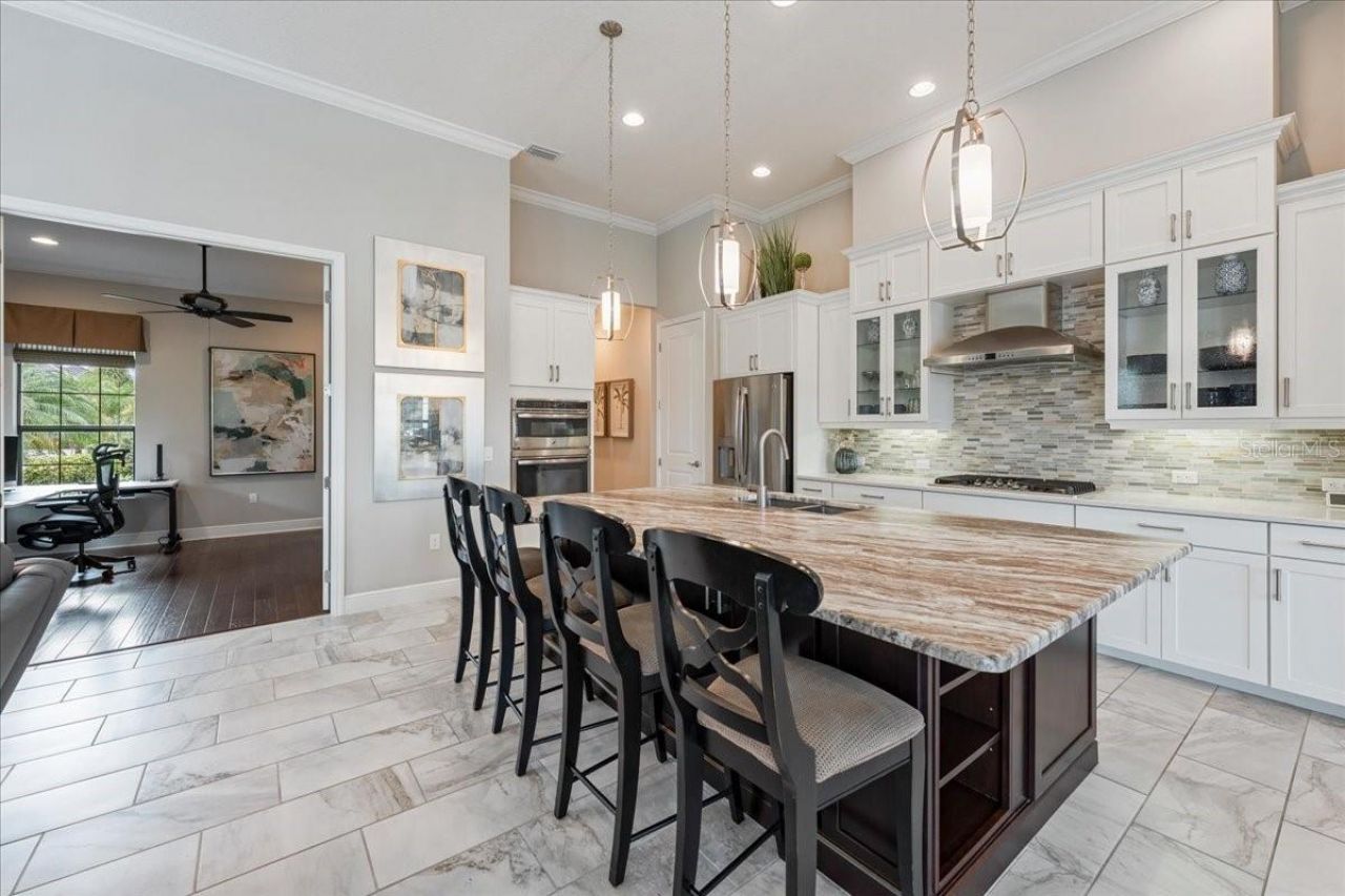 15406 Castle Park Terrace, Bradenton, FL 34202 Photo