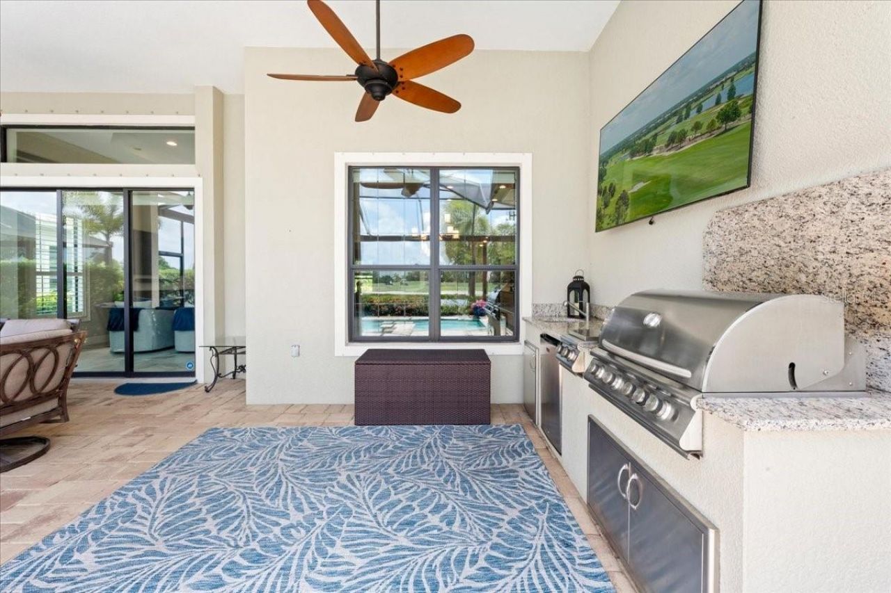 15406 Castle Park Terrace, Bradenton, FL 34202 Photo