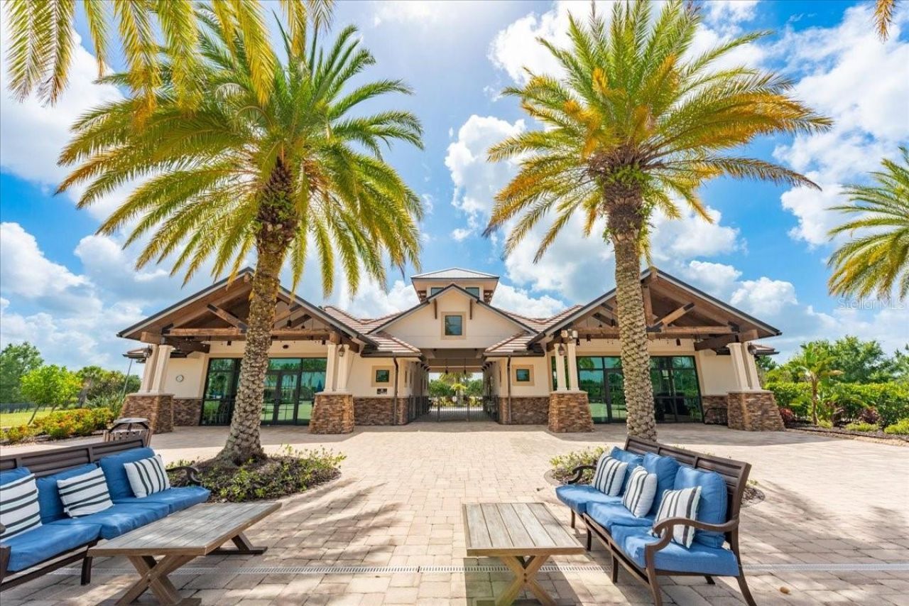 15406 Castle Park Terrace, Bradenton, FL 34202 Photo
