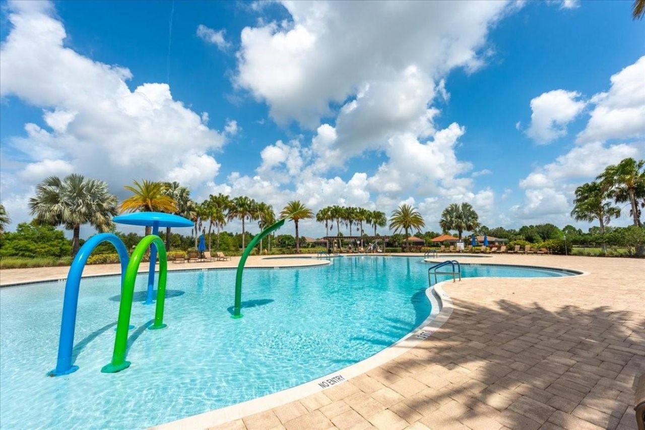 15406 Castle Park Terrace, Bradenton, FL 34202 Photo