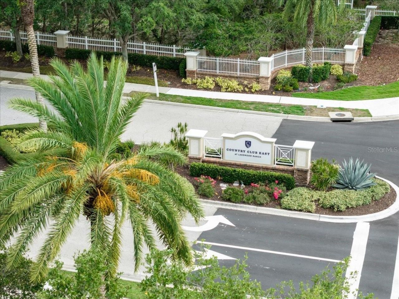 15406 Castle Park Terrace, Bradenton, FL 34202 Photo
