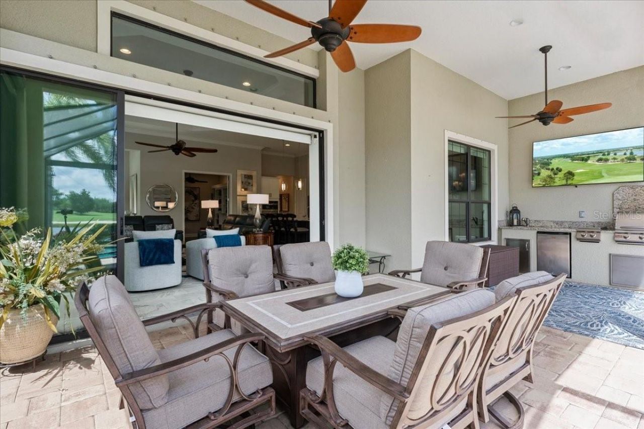 15406 Castle Park Terrace, Bradenton, FL 34202 Photo