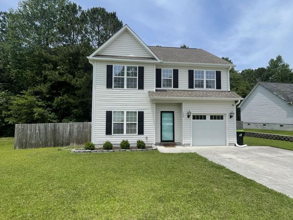 146 Broadleaf Drive, Jacksonville, NC 28546