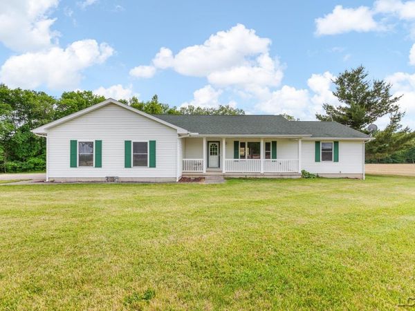 13525 Lawrence , Hudson, MI 49247