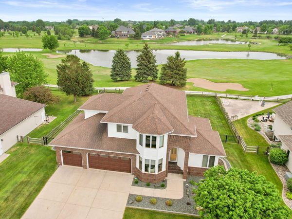 4744 Rose Creek Parkway S, Fargo, ND 58104