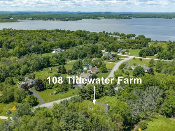 108 Tidewater Farm Road, Stratham, NH 03885