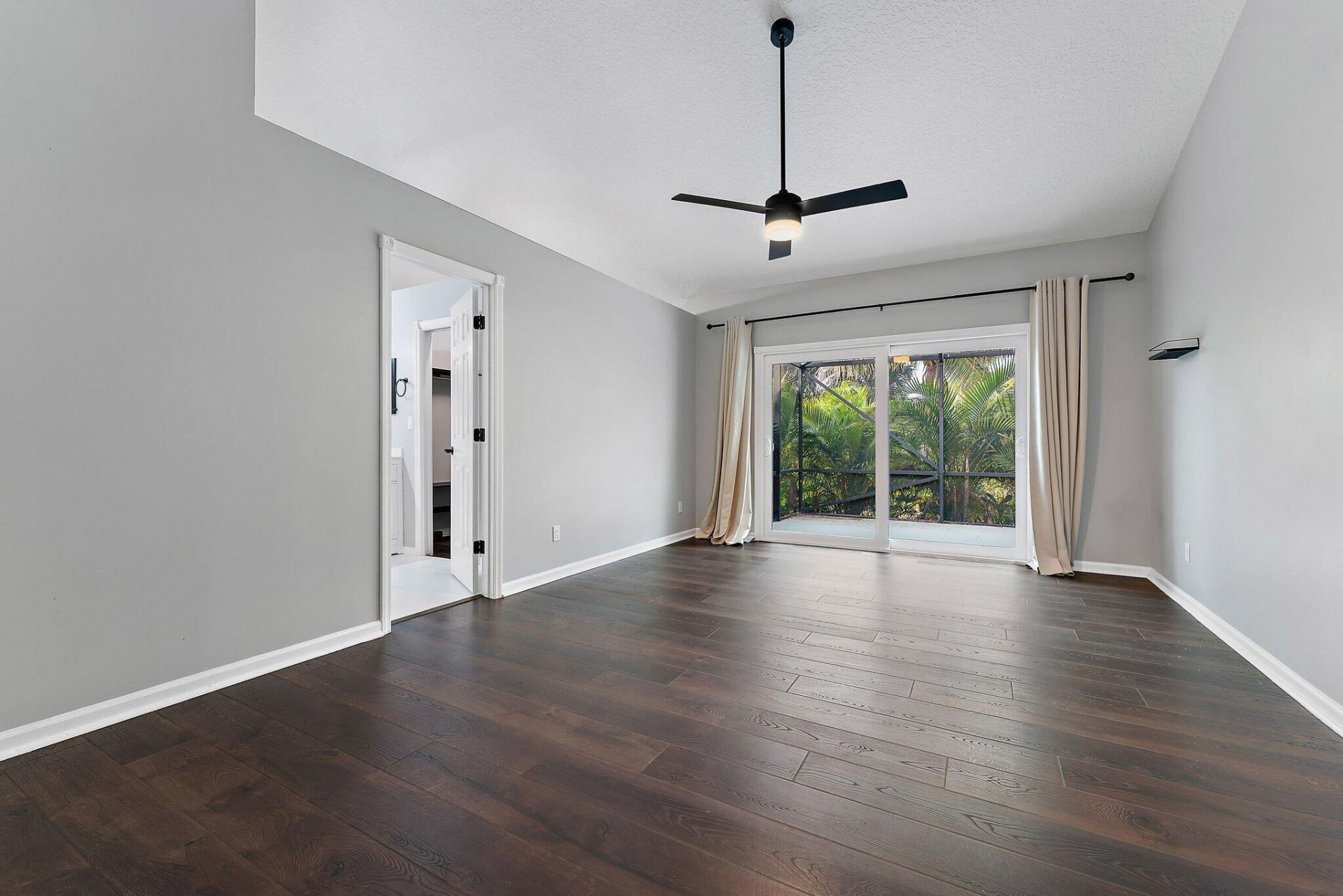 10440 SE Jupiter Narrows Drive, Hobe Sound, FL 33455 Photo