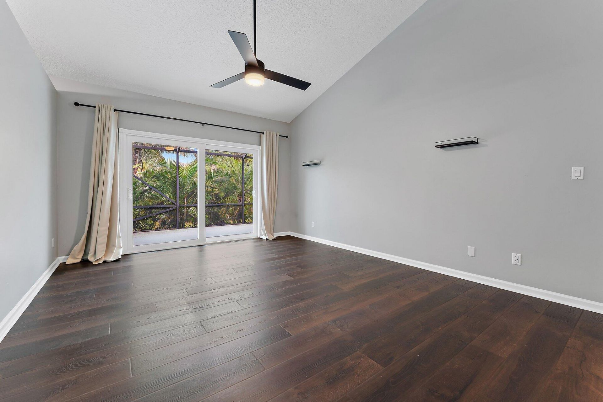 10440 SE Jupiter Narrows Drive, Hobe Sound, FL 33455 Photo