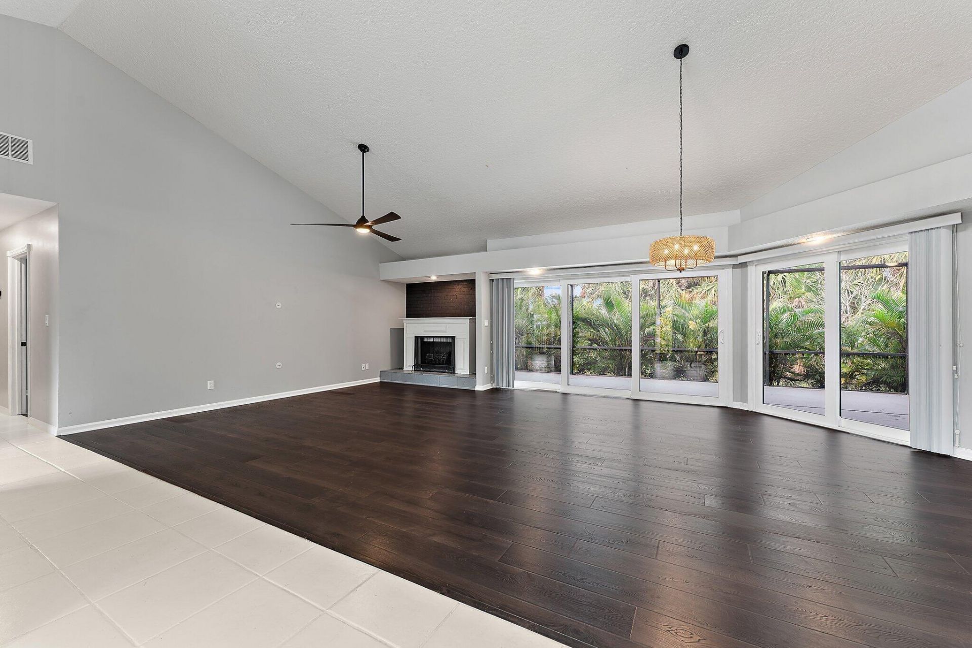 10440 SE Jupiter Narrows Drive, Hobe Sound, FL 33455 Photo
