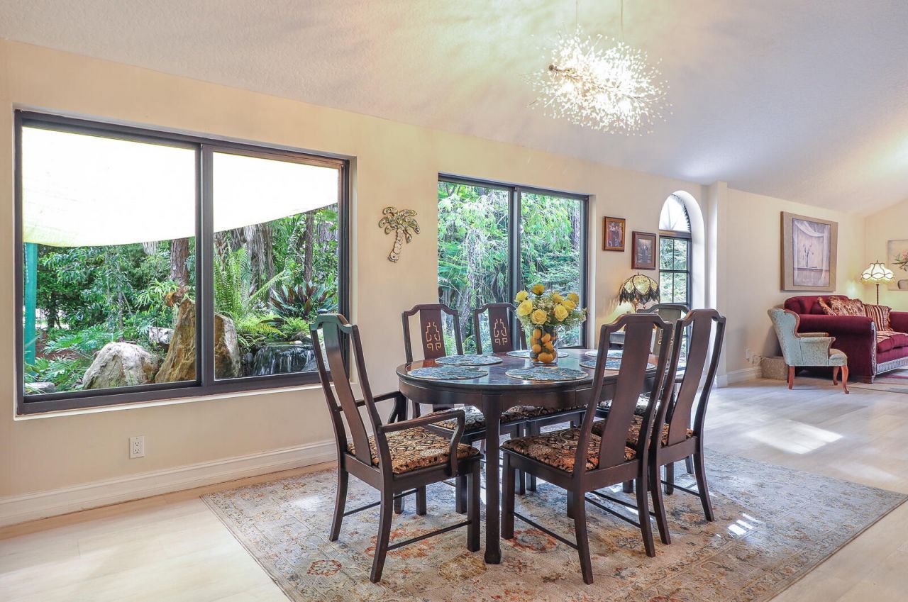 8259 155th Place N, Palm Beach Gardens, FL 33418 Photo