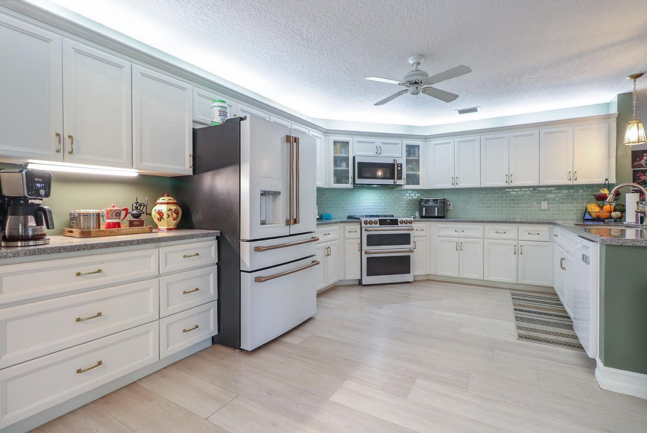 8259 155th Place N, Palm Beach Gardens, FL 33418 Photo