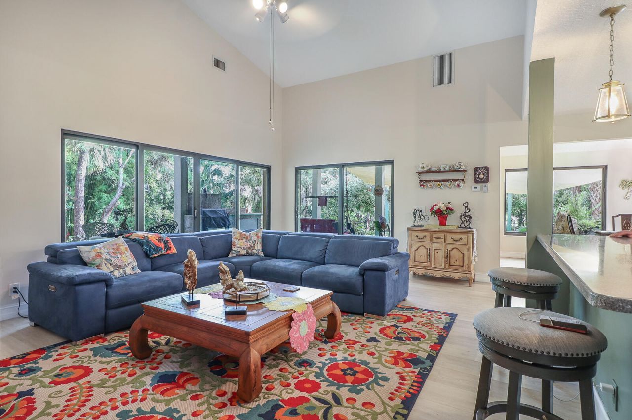 8259 155th Place N, Palm Beach Gardens, FL 33418 Photo