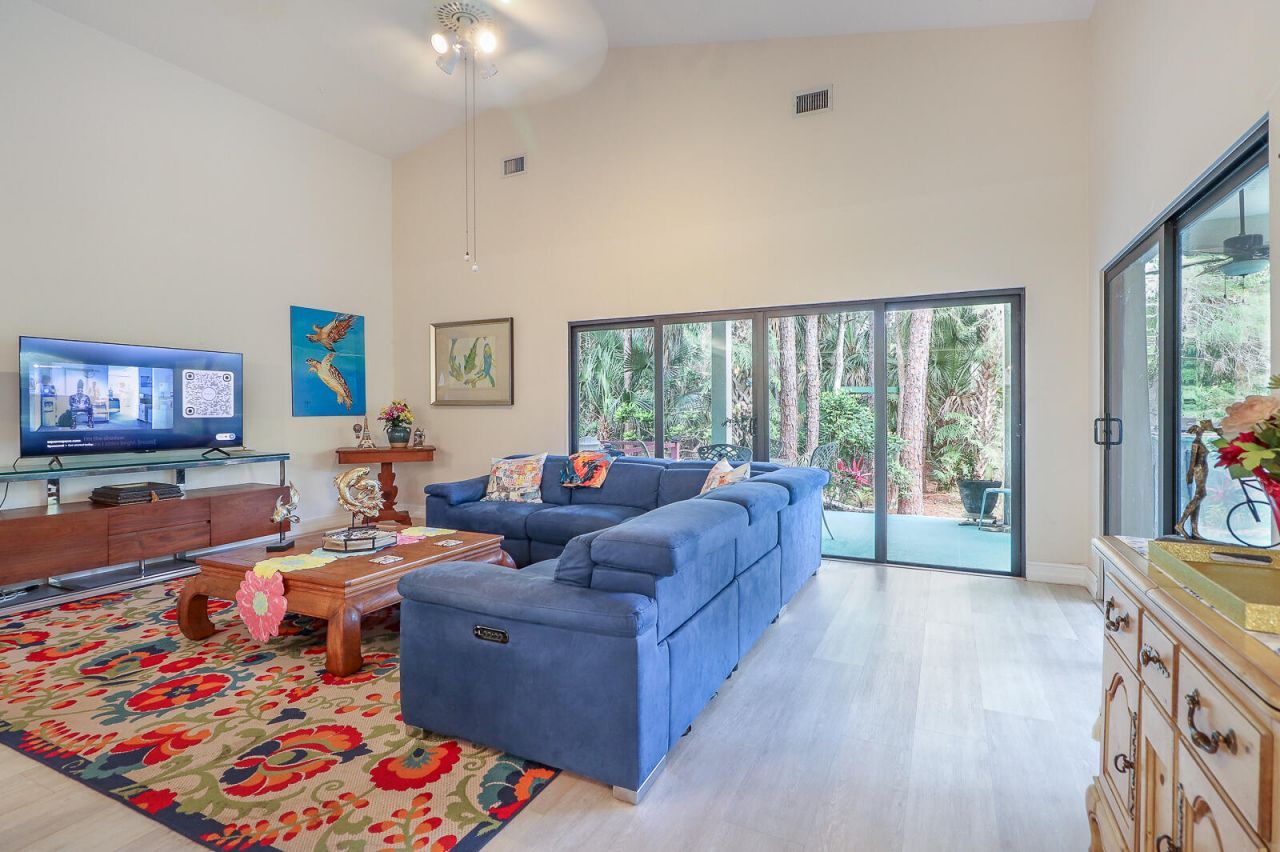 8259 155th Place N, Palm Beach Gardens, FL 33418 Photo
