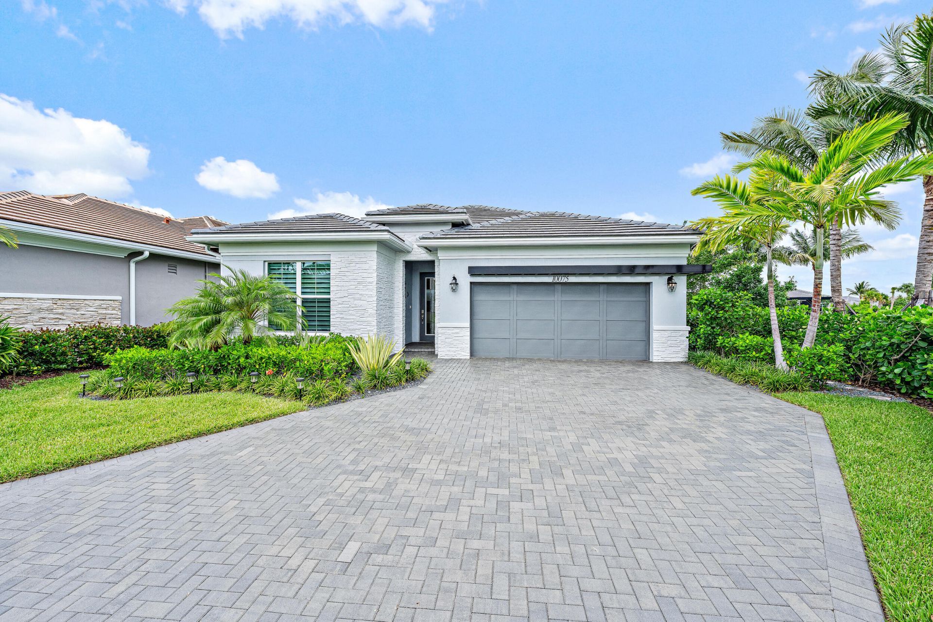 10075 Driftwood Way, Palm Beach Gardens, FL 33412 Photo