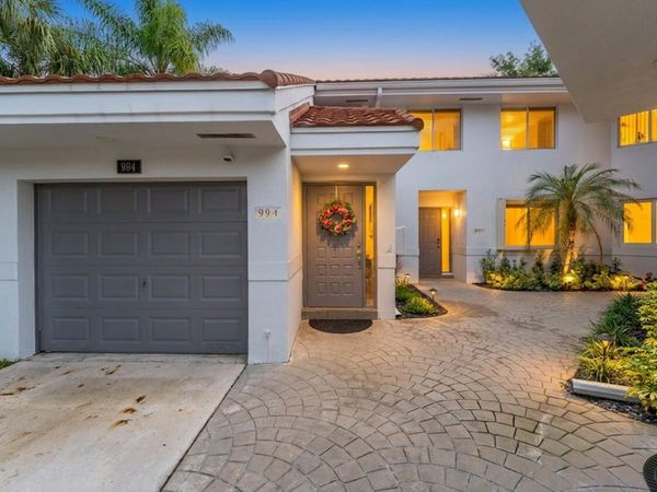 994 NW 93rd Avenue, Plantation, FL 33324