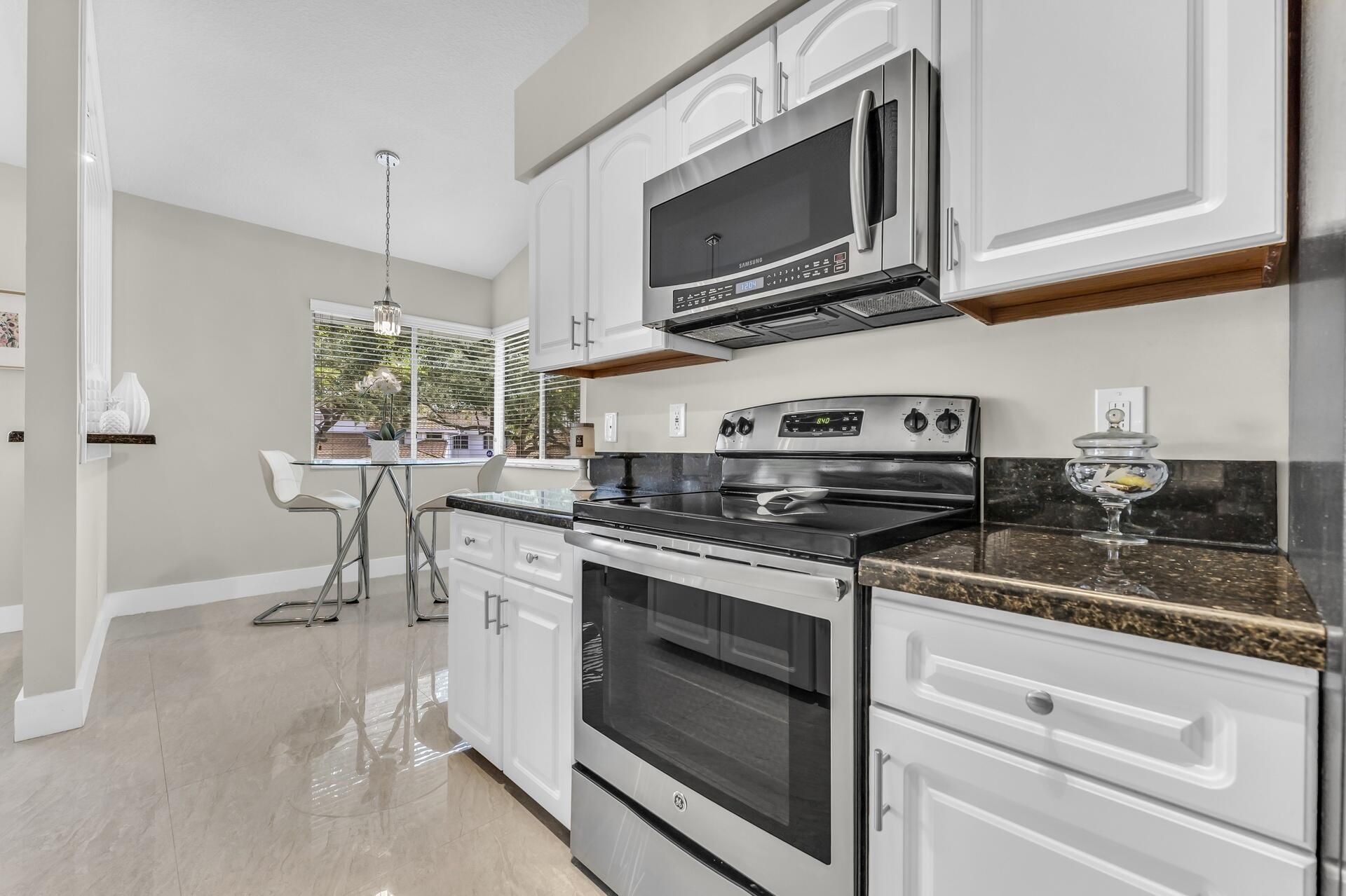 994 NW 93rd Avenue, Plantation, FL 33324 Photo