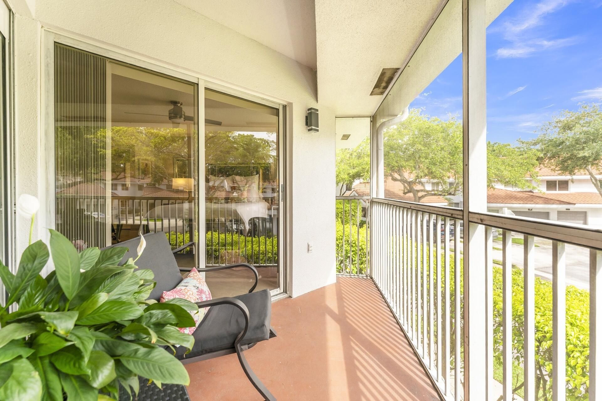 994 NW 93rd Avenue, Plantation, FL 33324 Photo