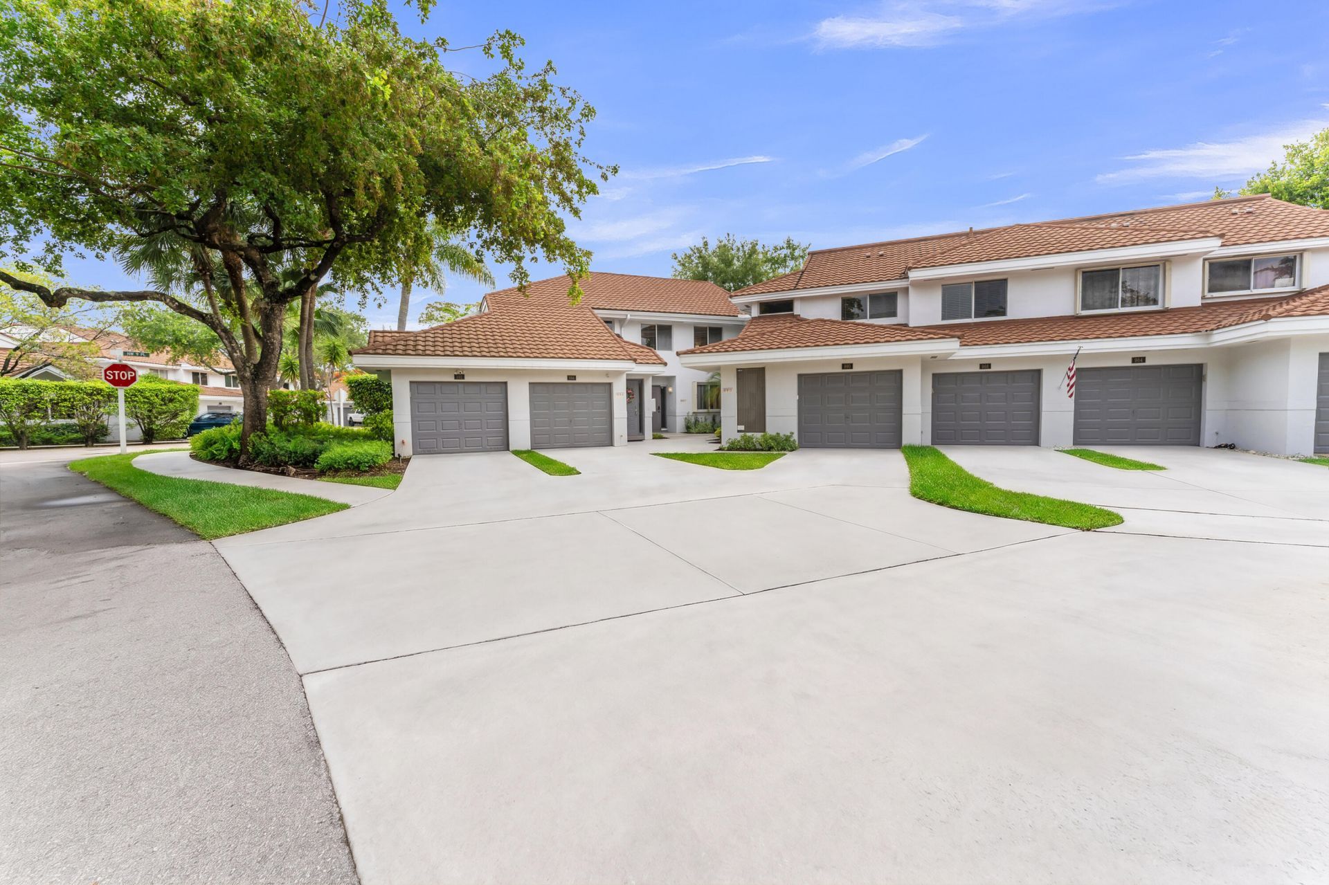 994 NW 93rd Avenue, Plantation, FL 33324 Photo